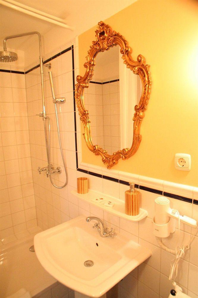 Hotel Alte Galerie Am Kudamm Berlin Exteriör bild
